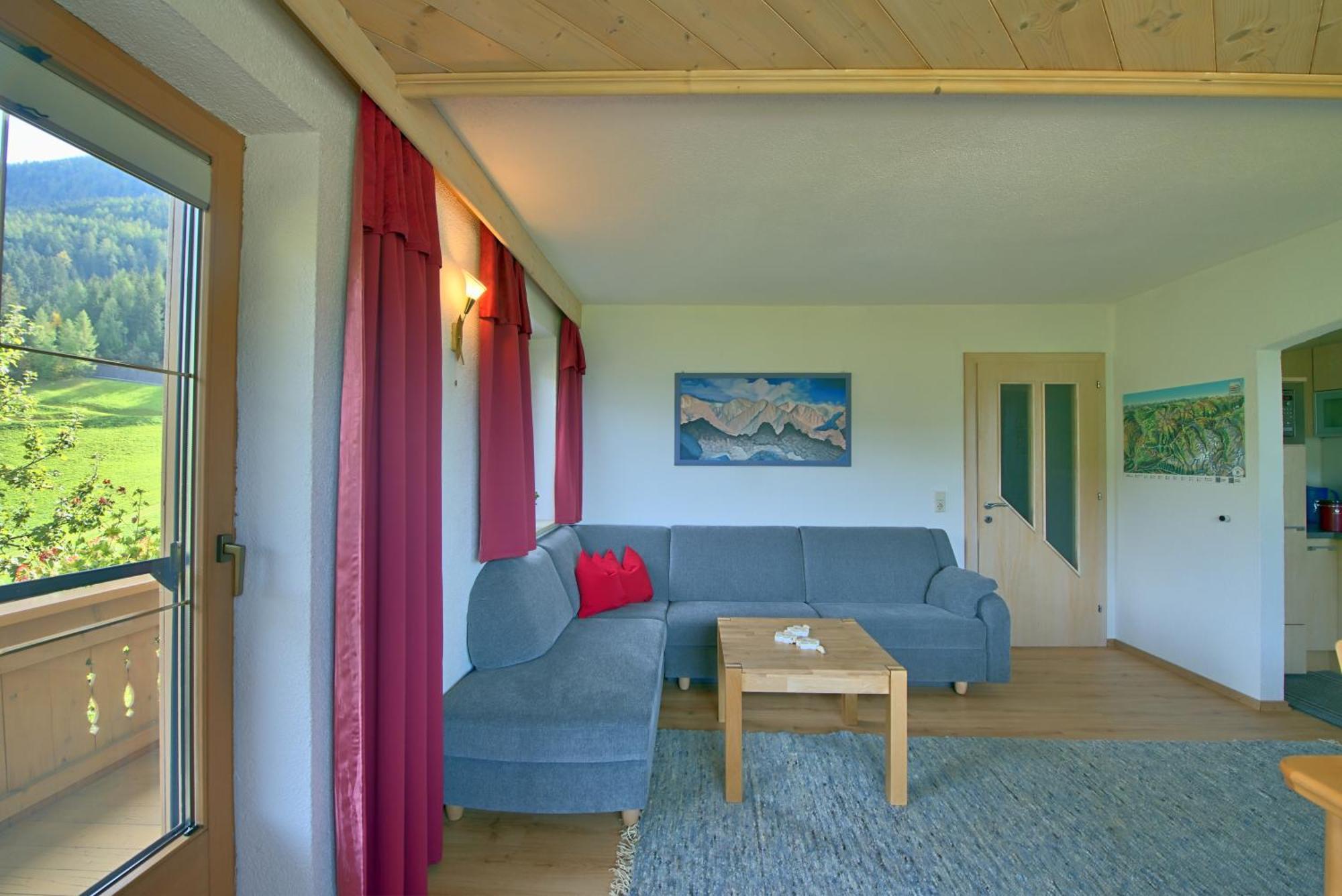 Ferienwohnung Ausblick Zillertal Hainzenberg Bagian luar foto